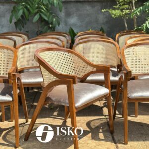 CF 07 - Cafe Dining Chair