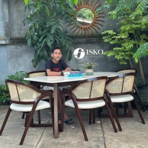 Clio 02 - Diningset