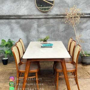 Kevin 04 - Diningset
