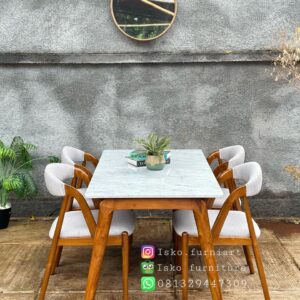 Arkana 04 - Diningset
