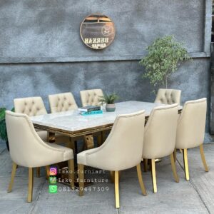 CS 17 - Diningset