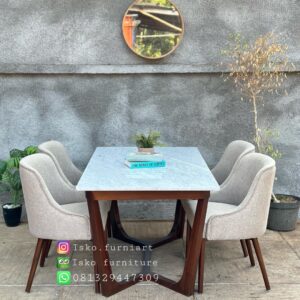 CS 15 - Diningset