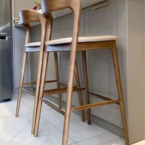 B 01 - Bar Chair